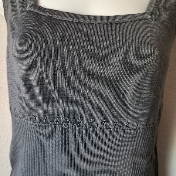 Jay Jacobs Dark Gray Square Neck tank top. Size Large - Picture 4 of 12